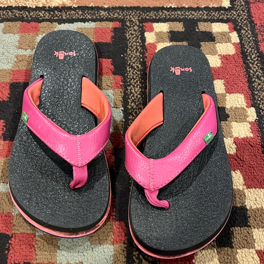 Kids youth Sanuk flip flops